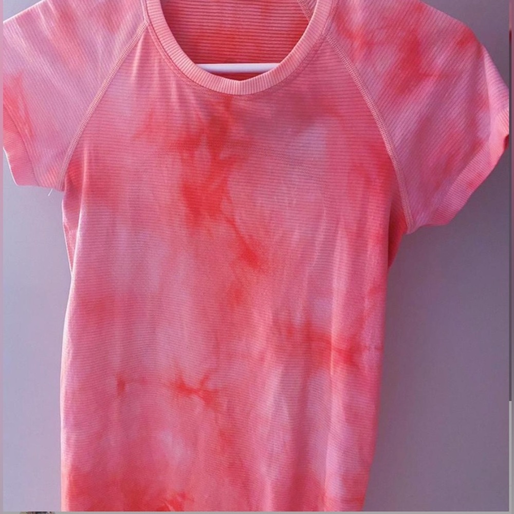 Lululemon top